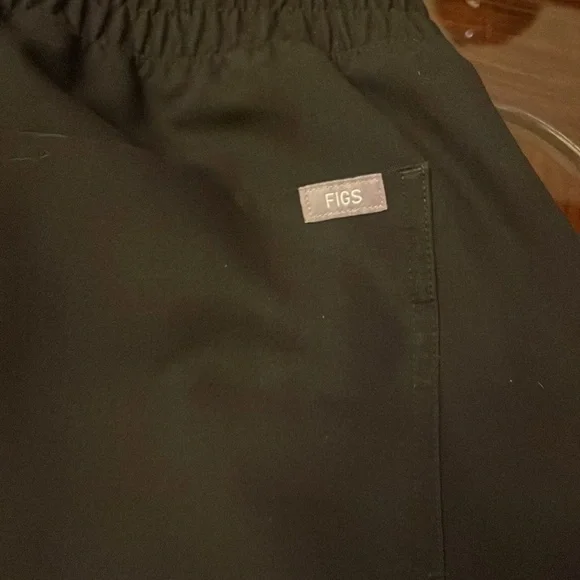 Figs Scrub Sets - Picture 10 of 11